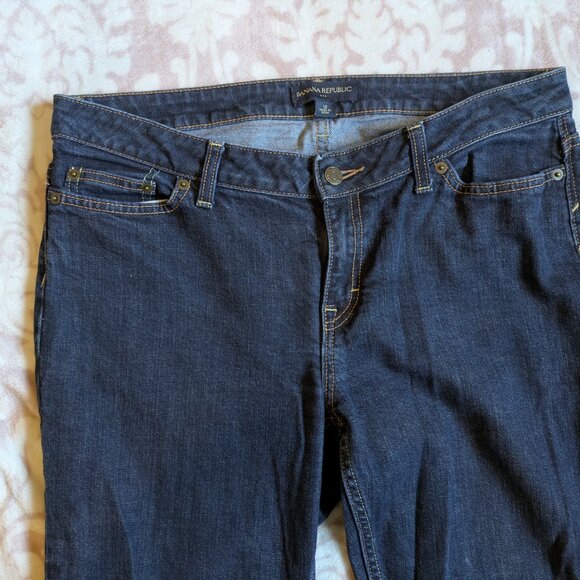 Banana Republic Women’s Dark Wash Bootcut Five Pocket Mid Rise Jeans Size 12 (C) - Picture 2 of 6